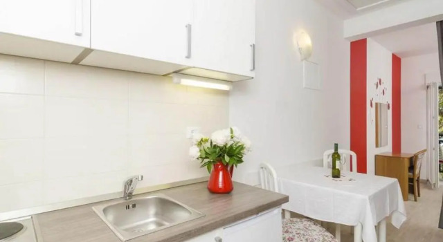Апартаменты c 1 комнатой с балконом и с видом на море Apartments Matusko