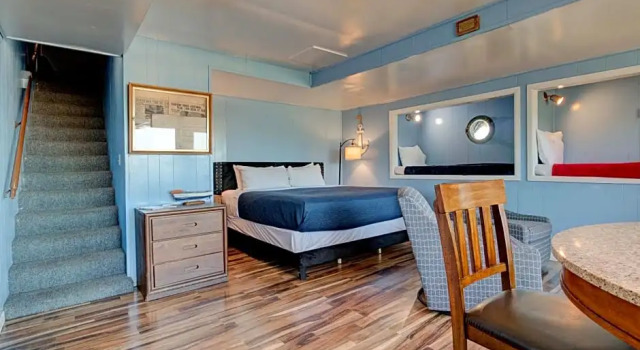 Шестиместный номер Standard Moolack Shores Inn