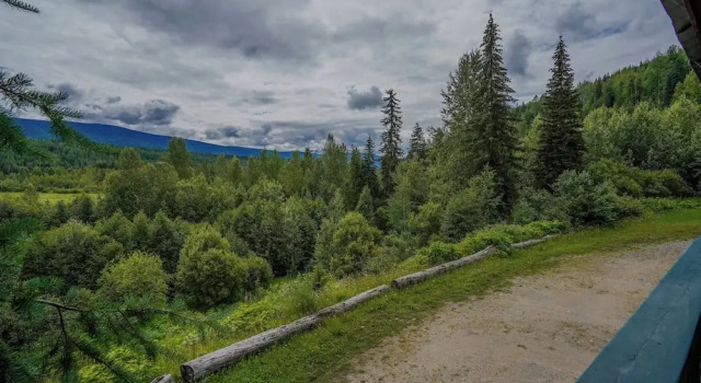 Номер Classic Helmcken Falls Lodge Cabin Rooms and RV Park