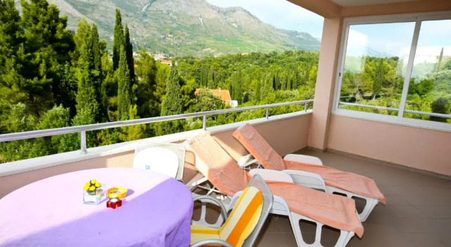 Апартаменты с видом на море Apartments Villa Ana 1