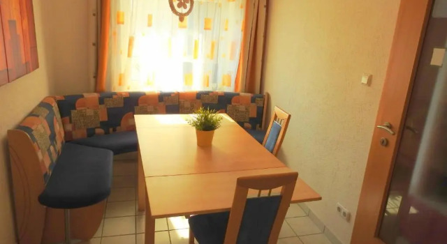 Коттедж с 3 комнатами Linz Apartment Comfort-Size