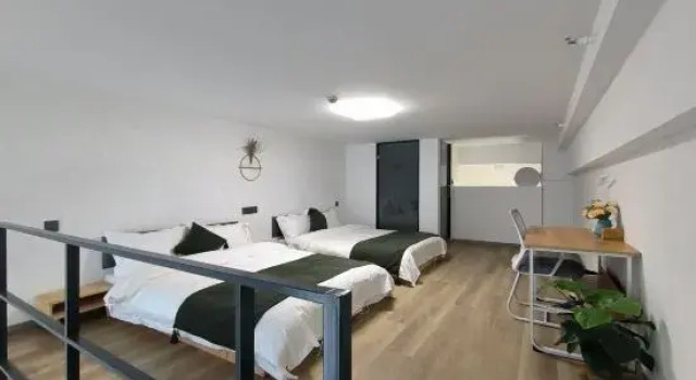 Люкс Дуплекс с 2 комнатами Zizaiju Serviced Apartment