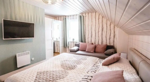 Коттедж A gem of a Modern Retreat