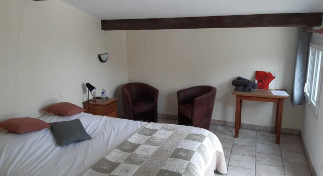 Номер Standard Le Vieux Platane