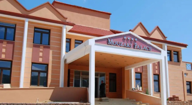 Mouzaki Hotel & Spa