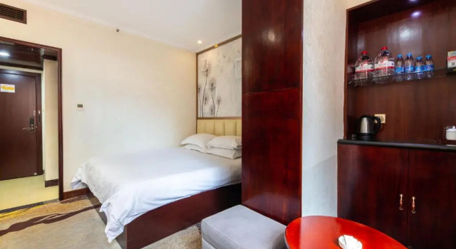 Yiwu Khorasan Hotel