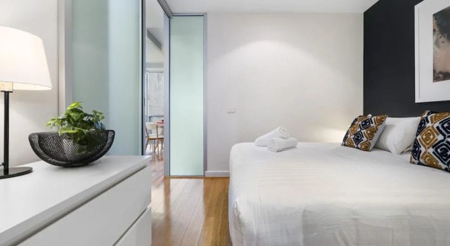 Апартаменты Kristina, 1BDR Melbourne Apartment
