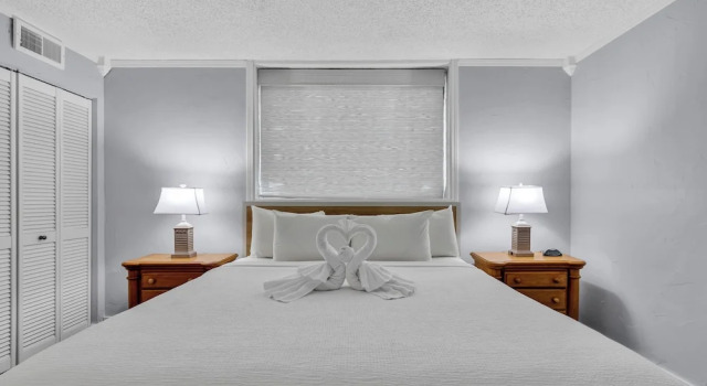 Номер Deluxe Meridian Plaza by Hosteeva