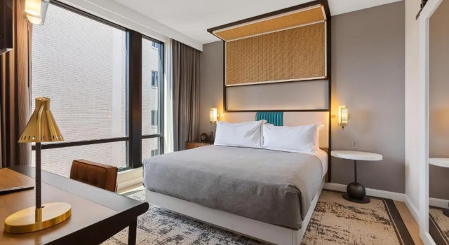 Двухместный люкс c 1 комнатой Canopy By Hilton Memphis Downtown