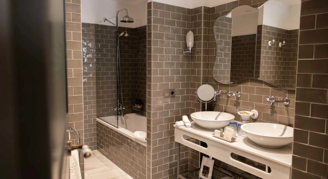 Полулюкс с видом на внутренний двор Hotel Gravina 51