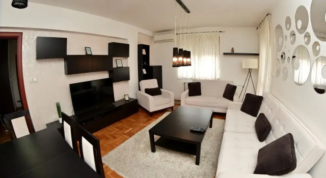 HomeRent White, Забронировать Отель Нови-Сад Воеводина