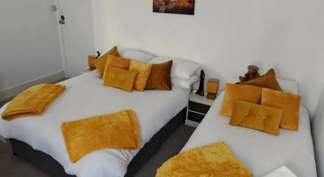 Трёхместный номер Standard Kings Arms Hotel