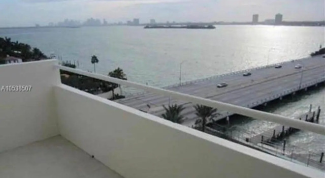 Студия Fantastic Studio with Incredible Bay Views