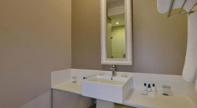 Люкс ANEW Hotel Hatfield Pretoria
