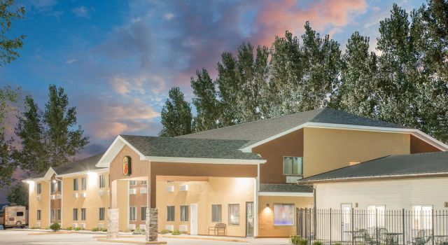 Super 8 by Wyndham Webster City IA, Book Mini-hotel Moteller i Iowa, Motel