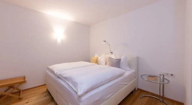 Lakefront Suite 148, Забронировать Отель Отели Europa Sportregion с парковкой, Парковка