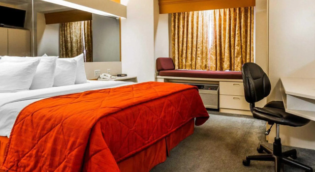Двухместный номер Standard La Quinta Inn & Suites by Wyndham Tempe University, Phoenix