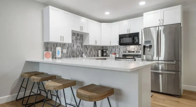 Updated Waterfront Condo in Apollo Beach 1572, Book Lejlighedshotel Apollo Beach Florida