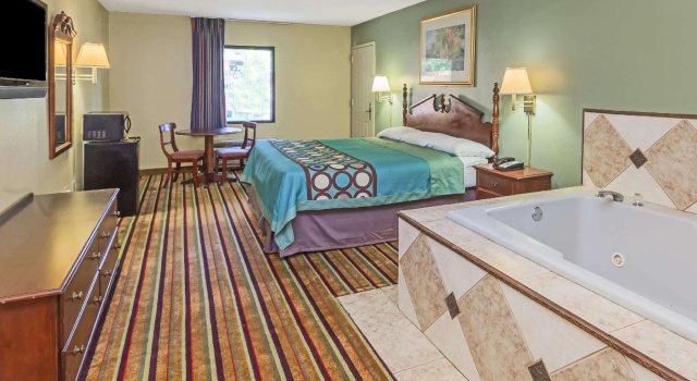 Deluxe Zimmer Super 8 by Wyndham Norcross/I-85 Atlanta