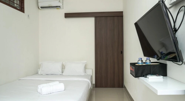 Spacious Studio 2nd Floor at Meruya 8 Puri Kembangan, Book Apartment Jakarta Jakarta Province