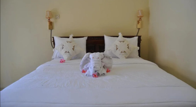 Deva Devi Beach Inn, Rezervovat Hotel Hotely v Bali se snídaní, Snídaně