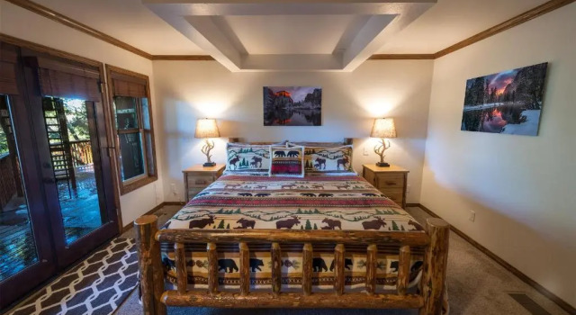 Коттедж Four Seasons - 3br/4ba Holiday Home