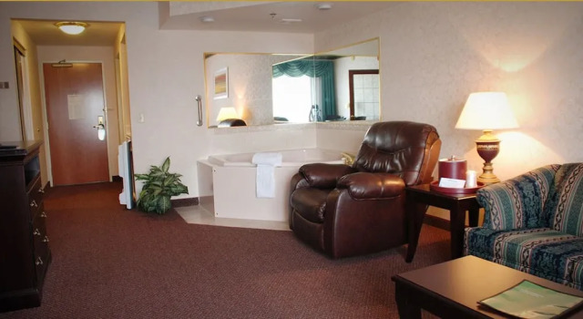 Люкс Deluxe The Plaza Hotel & Suites Winona
