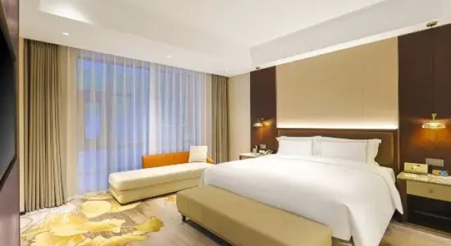 Люкс Deluxe Changchun Herun  Hometown Hotel