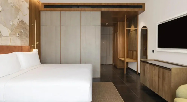 Номер Standard Hilton Hyderabad Genome Valley Resort & Spa