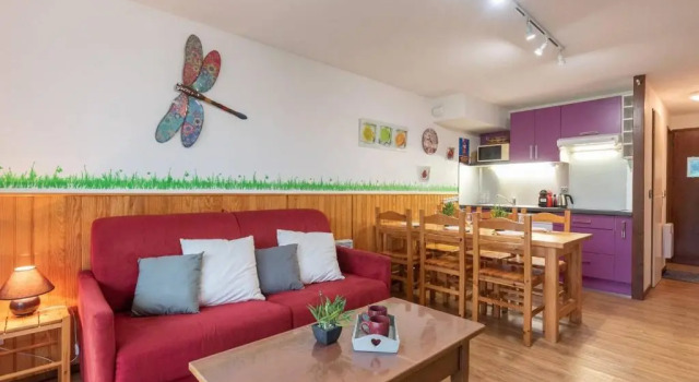 Appartement pour 6 pers. avec balcon près de Saint-Lary, Wi-Fi et parking gratuits - FR-1-296-215, Забронировать Апартаменты/квартира Апартаменты Сен-Лари-Сулан, рядом с Фуникулер Telecabine, Апартаменты/квартира