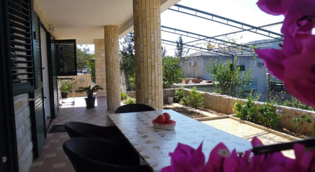 Апартаменты Apartments Hari Tisno