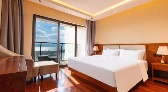 Семейный люкс с красивым видом из окна Jiamu  Villa  in  Fuxian  Lake