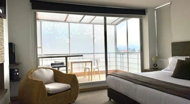 Suite Executive Hotel Apartamentos Regency La Feria