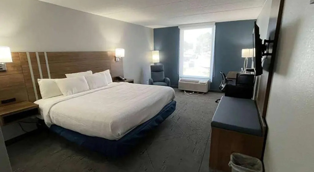 Люкс USA Inn and Suites Springfield Ohio