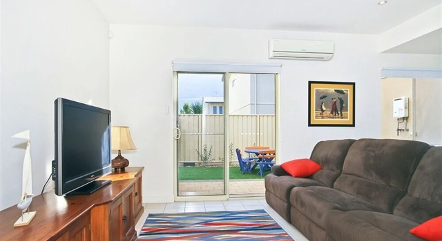 Modern Seaside Sanctuary, Rezervați Hotel Port Willunga Australia de Sud