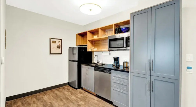 Двухместный люкс Candlewood Suites - Detroit - Auburn Hills by IHG