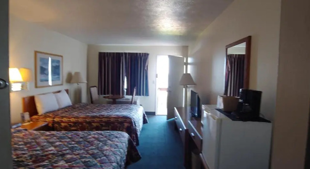 Люкс Sunrise Beach Motel