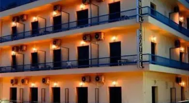 Isthmia Hotel, Rezervovat Hotel Isthmia 