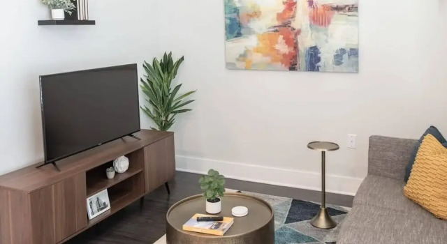 CozySuites Artistry Cincinnati, 预订 酒店 辛辛那提 俄亥俄州