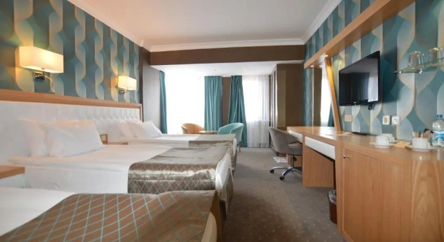 Трёхместный номер Deluxe Akol Hotel