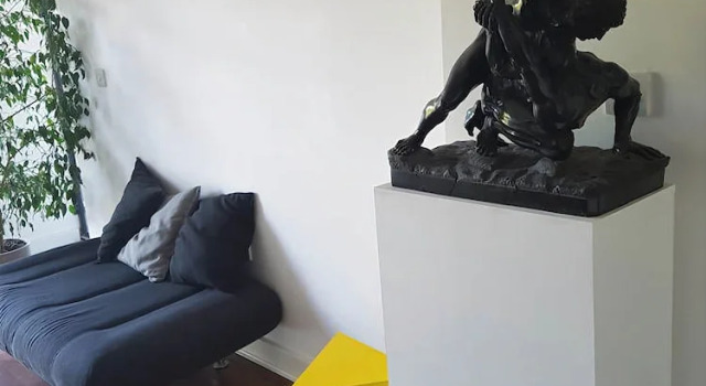 Stylish 2bed 2bath w/ Tasteful Decor & Canal Views, Забронировать Отель Хокни Лондон