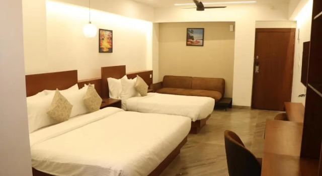 Номер Premium HOTEL KADAMB TREE