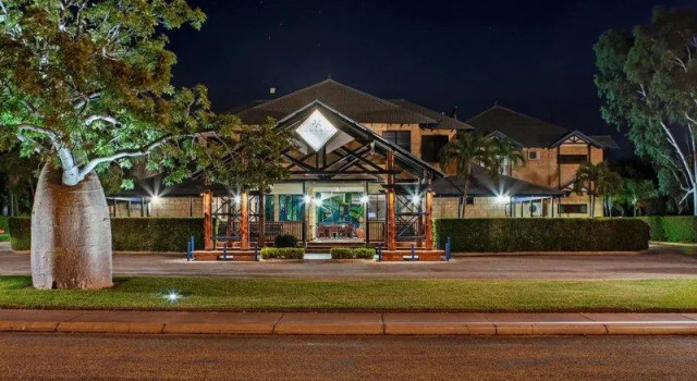 Апартаменты Luxury Blue Seas Resort