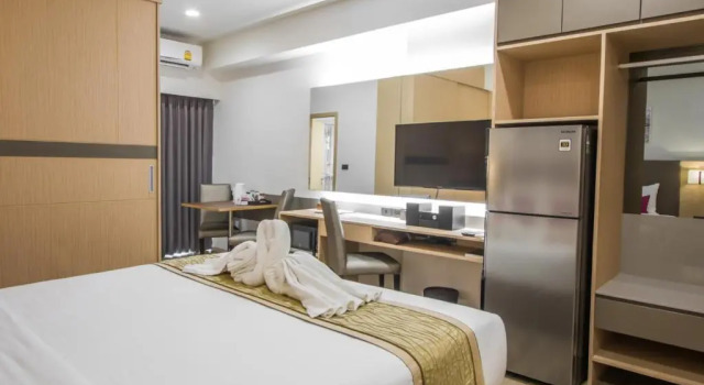 Студия Pacific Park Hotel