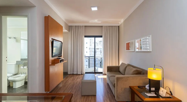 Двухместный номер Standard H4 Hotel Opera Jardins