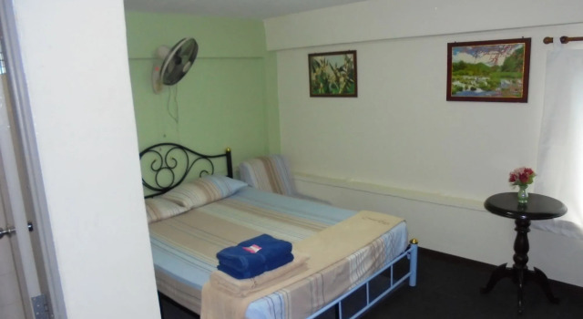 PS Guesthouse and Bar, Rezervovat Hotel Hotely v Petchaburi s parkováním, Parkování