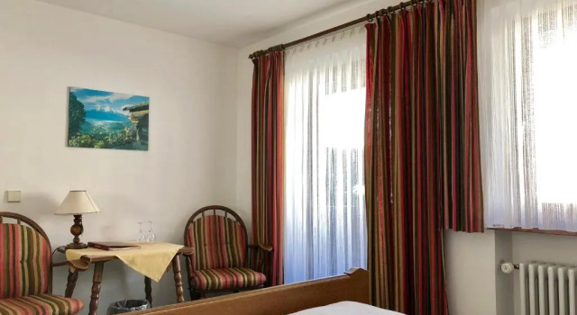 Двухместный номер Standard Hotel Vier Jahreszeiten