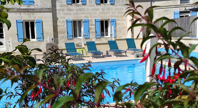 Apparté Nature LESCALE - Saintes - Piscine, Parking, Terrasse, Wifi, Prenota Residence Saintes Charente Marittima