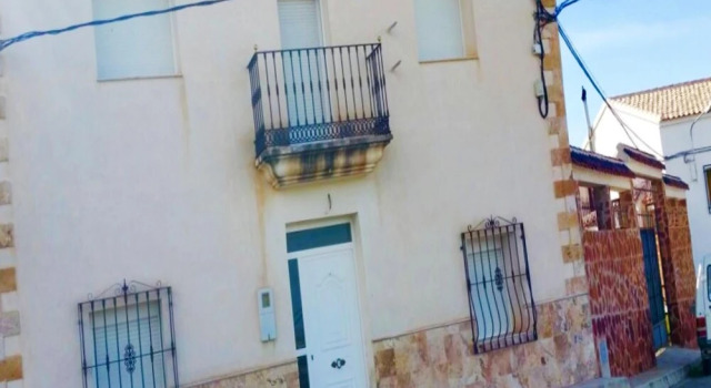 House With 6 Bedrooms in Arboleas, With Wonderful Mountain View and En, Prenota Hotel Arboleas Almería