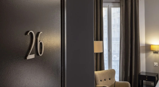 Двухместный номер Superior с балконом Pavillon Monceau by Happyculture